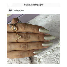 Load image into Gallery viewer, Luxio Champagne