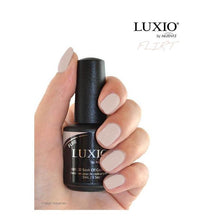 Load image into Gallery viewer, Luxio Flirt