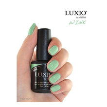 Load image into Gallery viewer, Luxio Wink